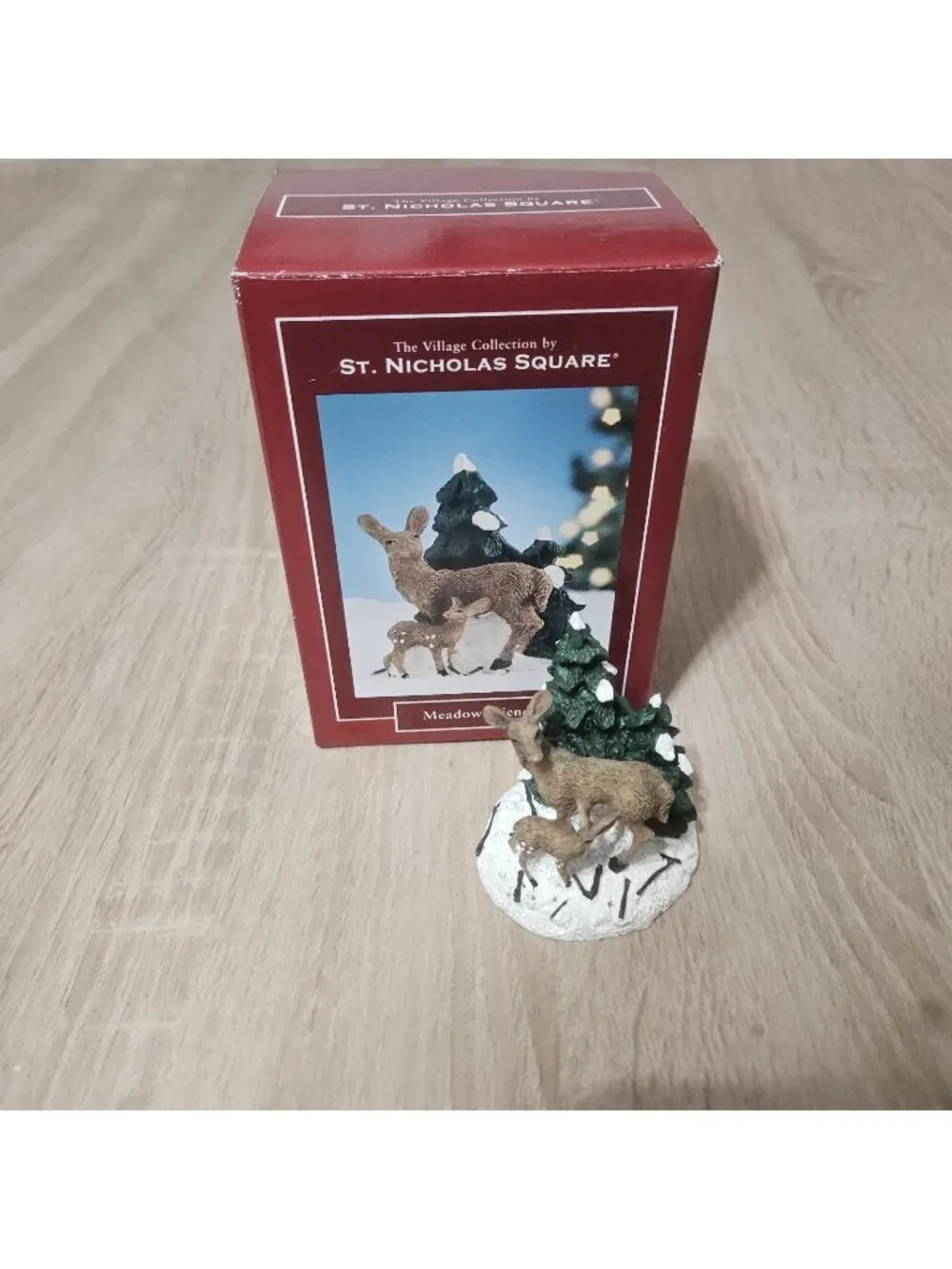 St Nicholas Square Tree With Deer, Doe and Fawn on Snow Accessory w/Box
